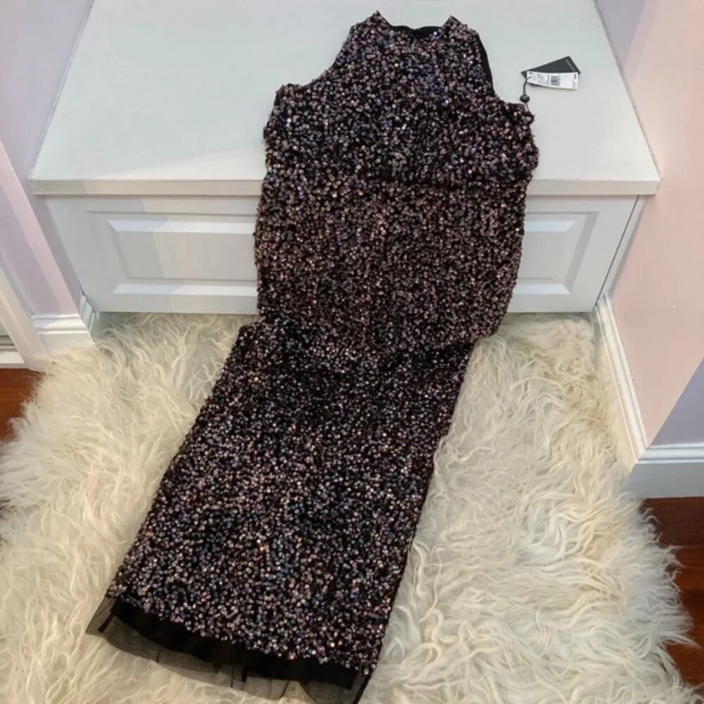 Adrianna Papell Beaded Halter Gown 0365 - Picture 2 of 8